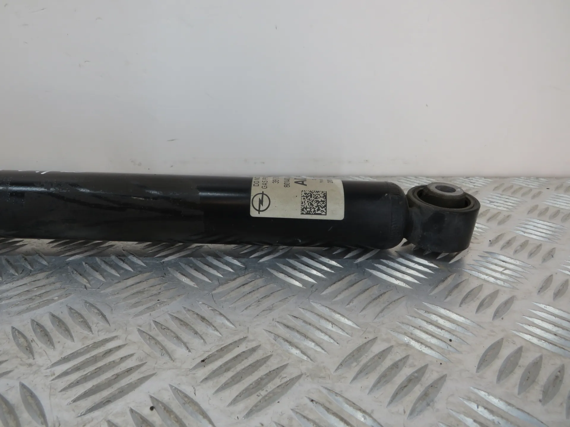 Left Rear Shock Absorber OPEL Astra K Sports Tourer Imagem-2
