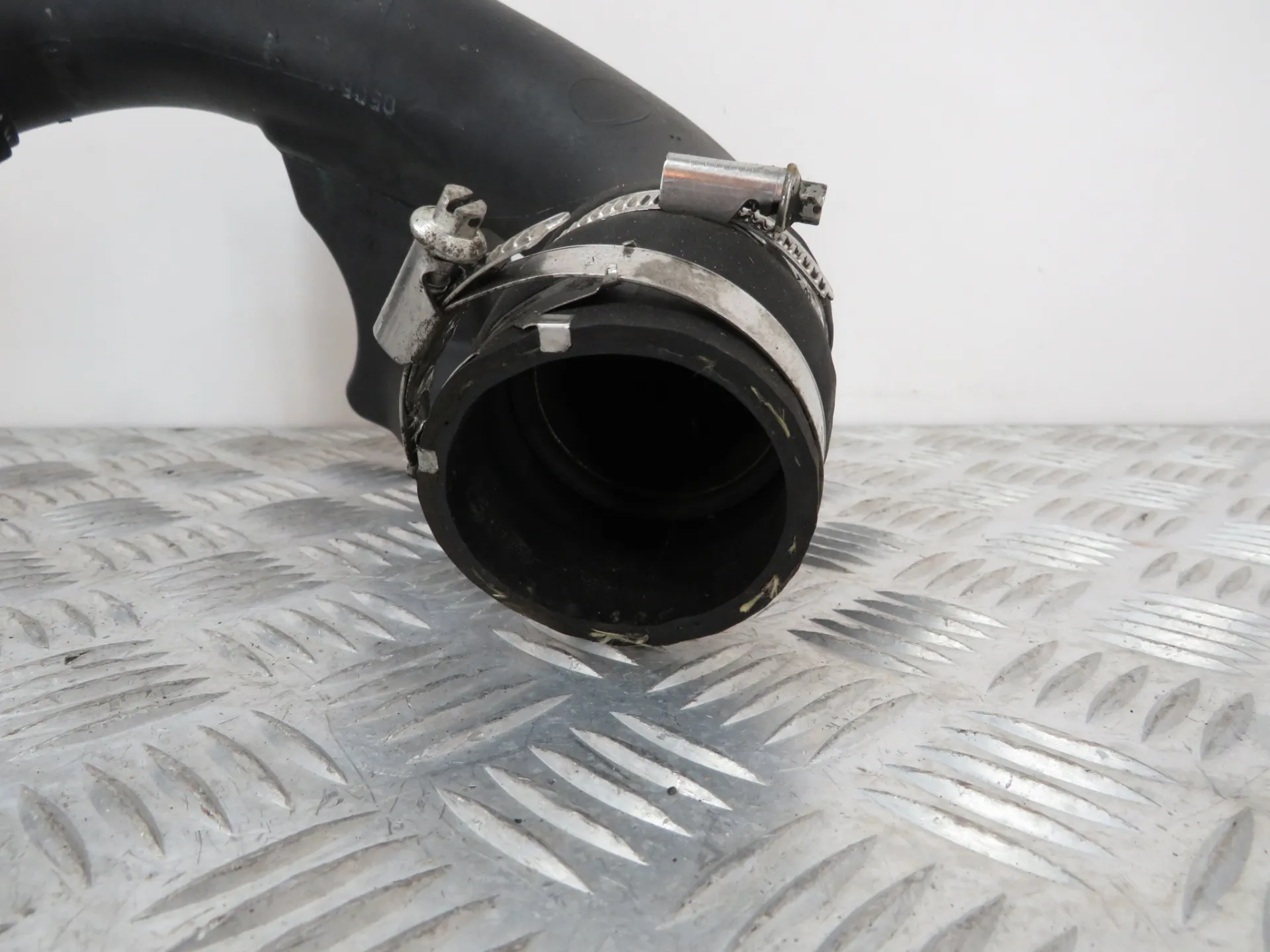 Tubo do intercooler FORD Transit Custom Kombi Imagem-1