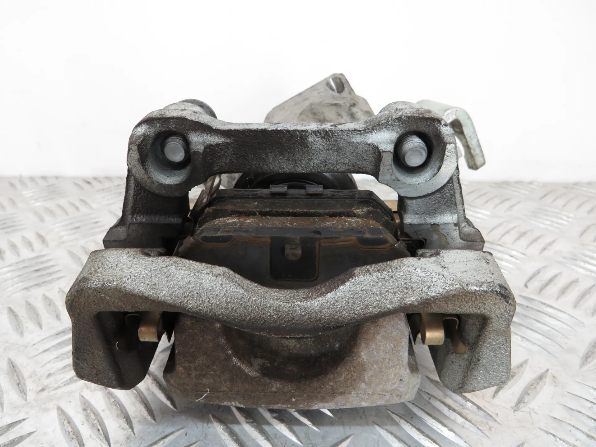 Pinça travão / maxila de travão trás esquerda SUZUKI Swift V (RZ, AZ) Imagem-2