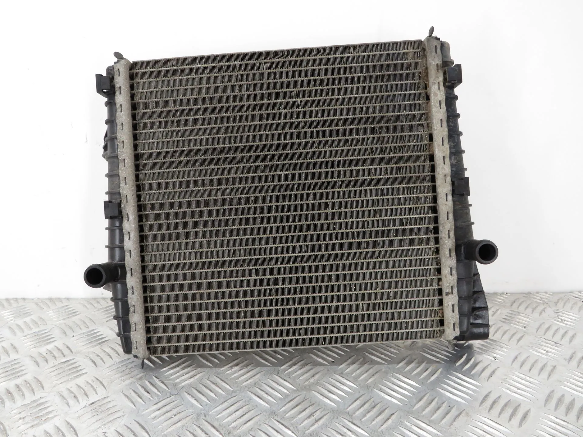 Radiateur d'eau PORSCHE Cayenne (92A)