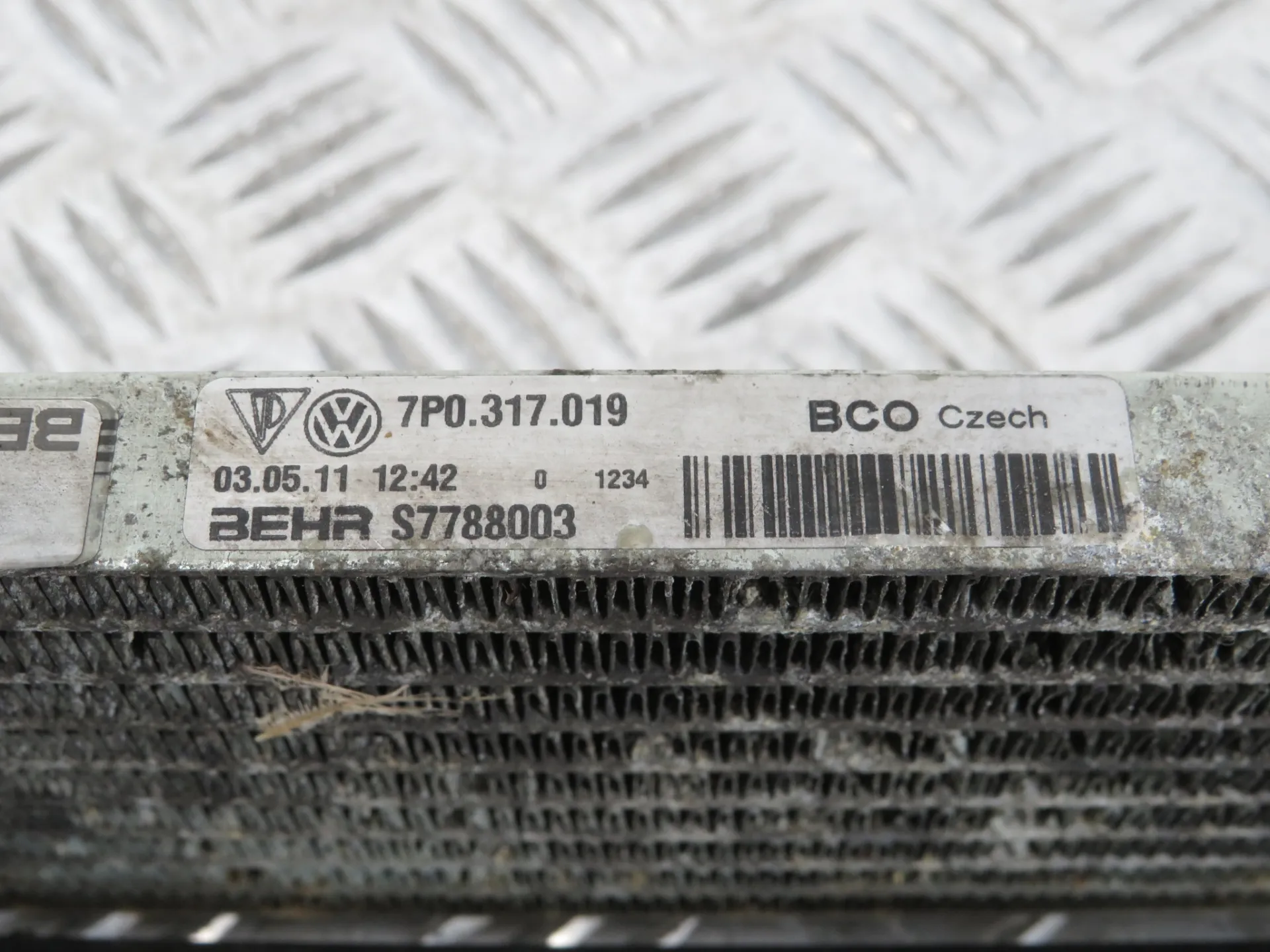 Radiador do óleo PORSCHE Cayenne (92A) Imagem-2