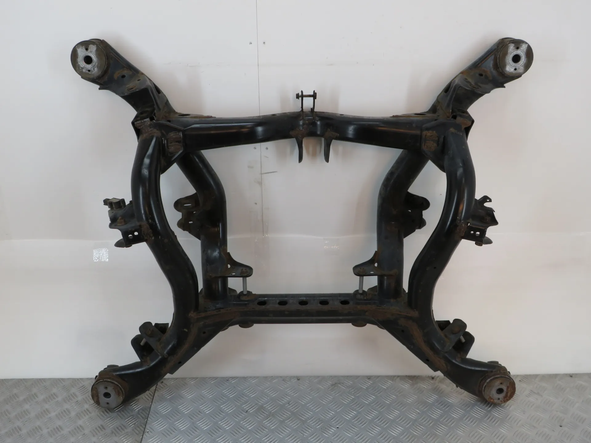 Berceau arrière PORSCHE Cayenne (92A)