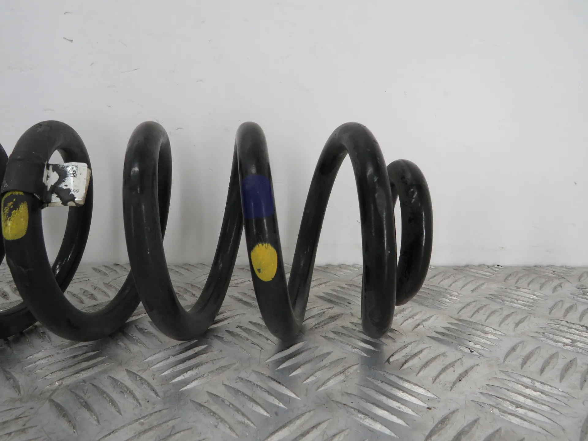 Ressort de suspension arrière Droite HYUNDAI Tucson (TL) Imagem-2