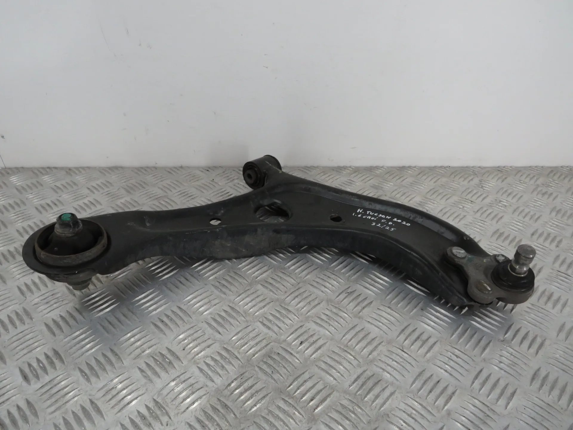 Bras de suspension Avant Droite HYUNDAI Tucson (TL)