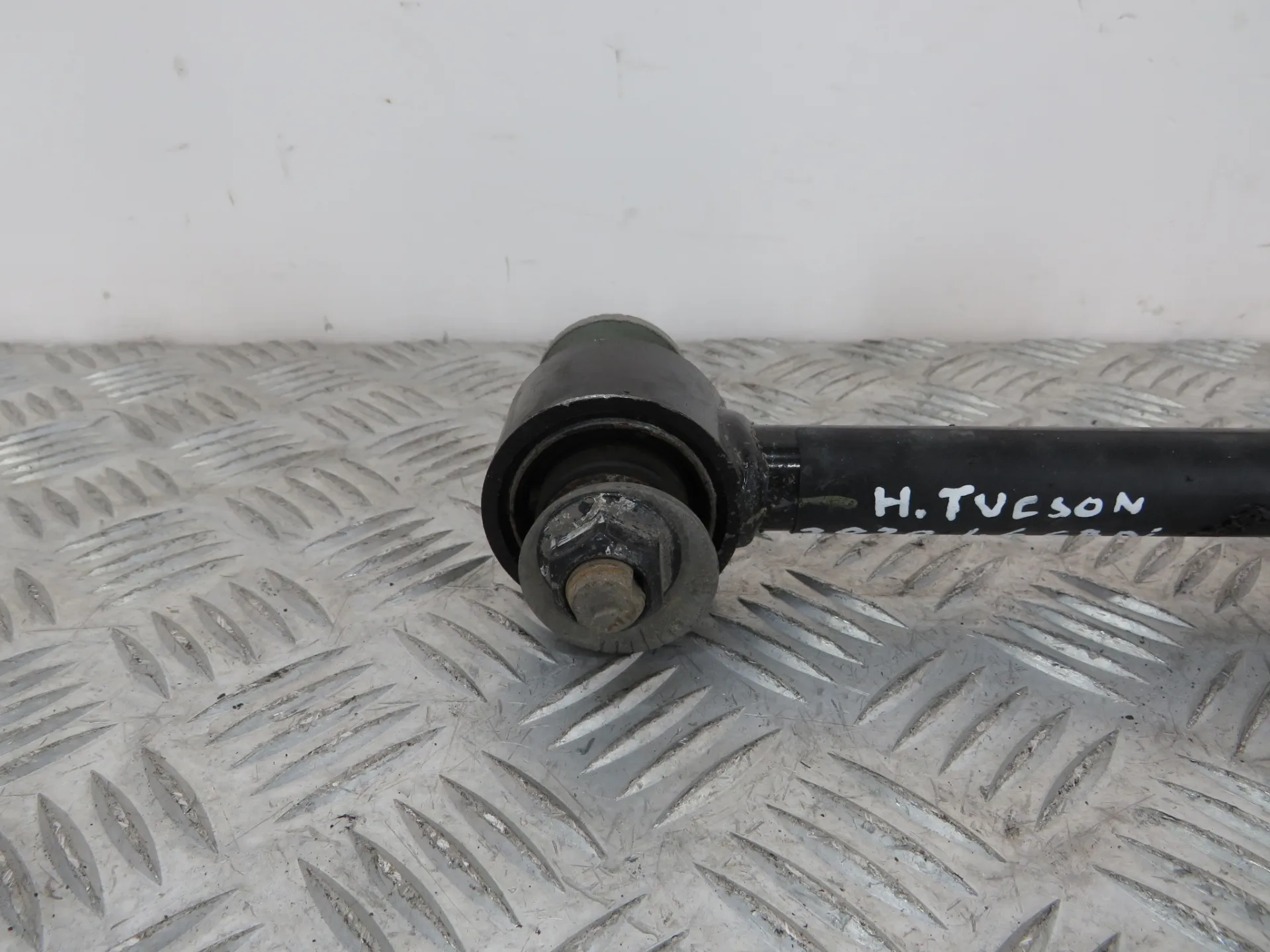 Bras de suspension arrière Droite HYUNDAI Tucson (TL) Imagem-1