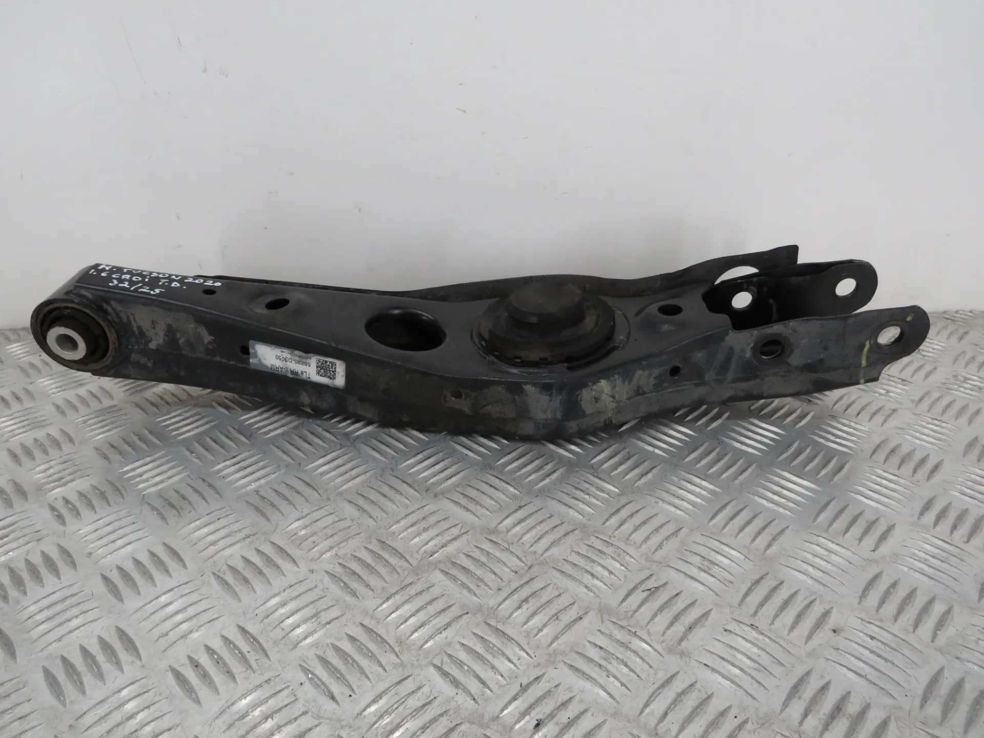 Bras de suspension arrière Droite HYUNDAI Tucson (TL)