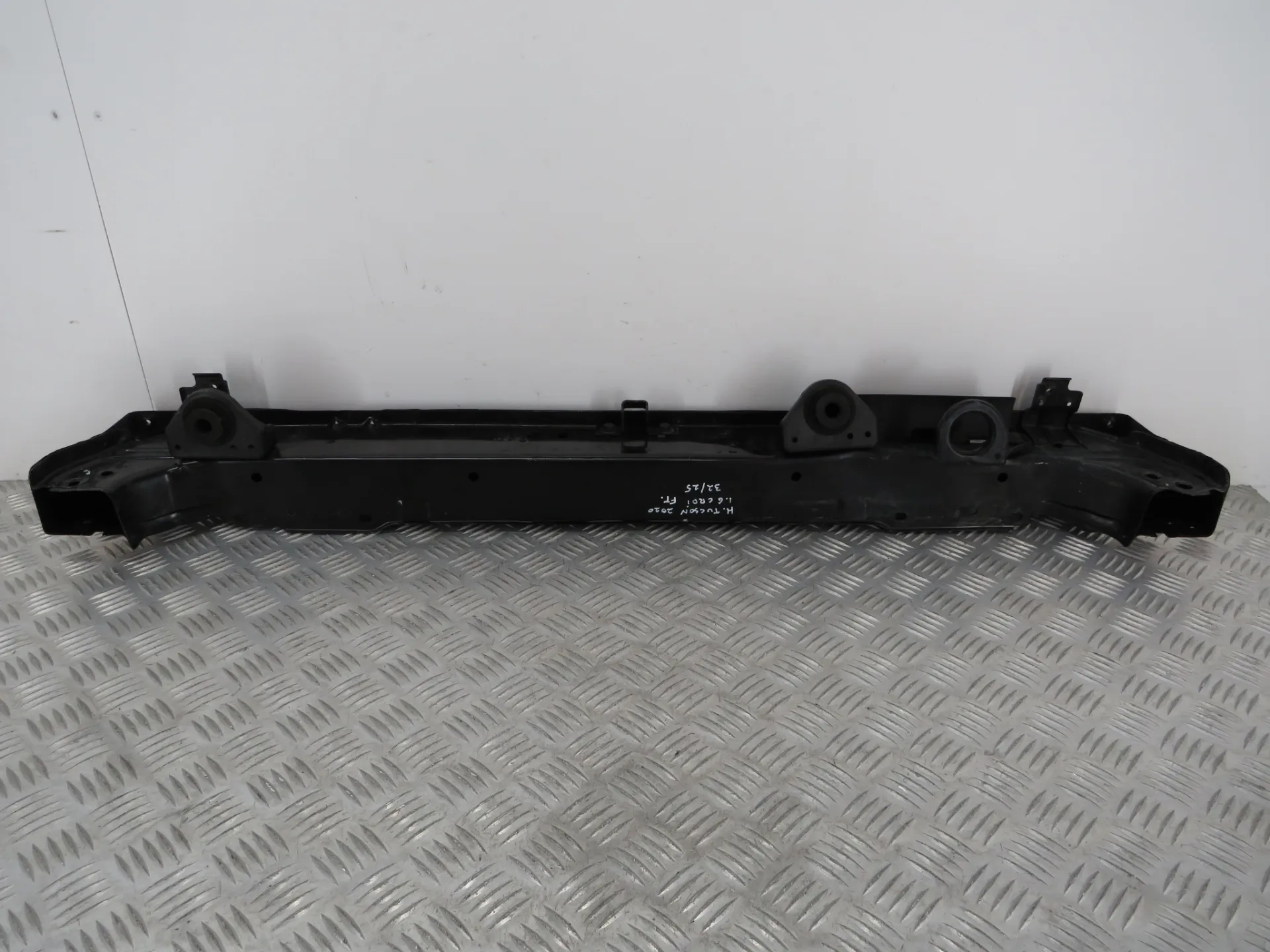Traverse Support Radiateur HYUNDAI Tucson (TL)
