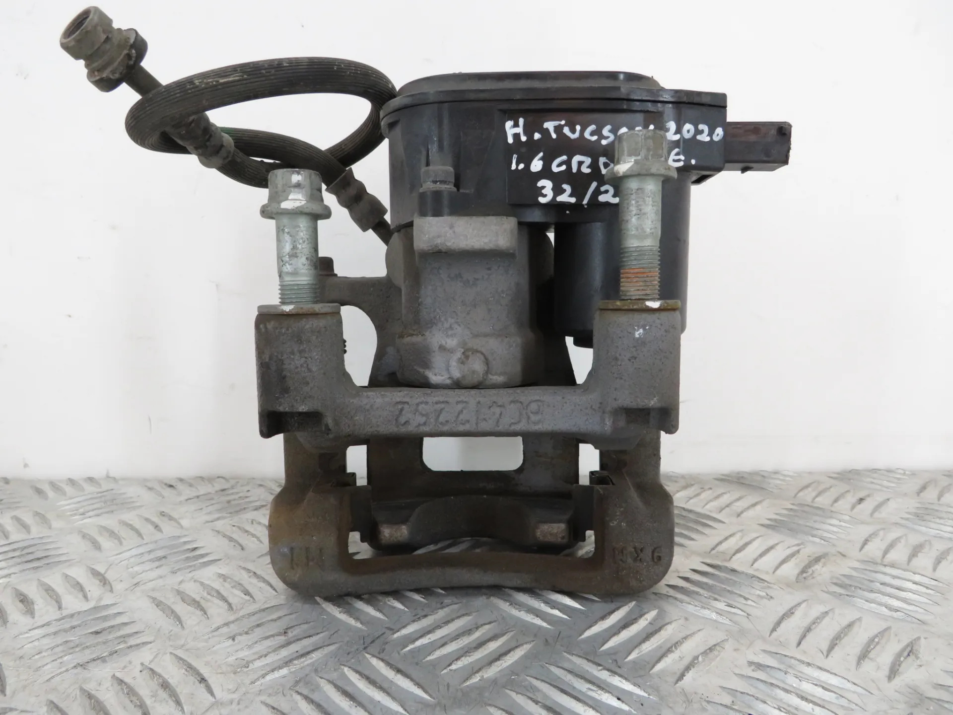 Étrier de frein arrière gauche HYUNDAI Tucson (TL) Imagem-1