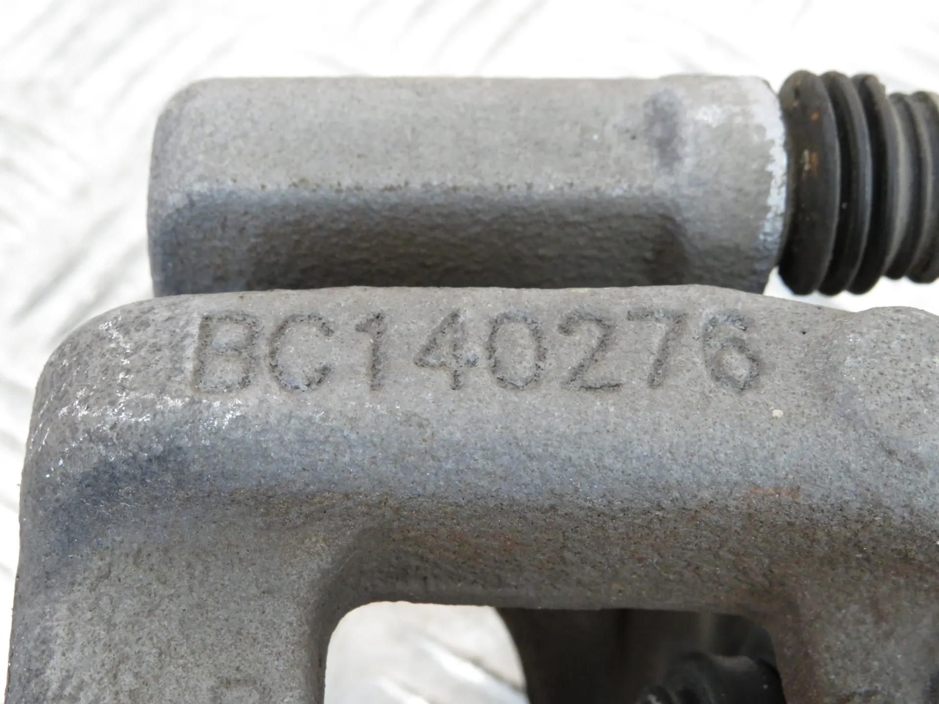 Étrier de frein arrière Droite HYUNDAI Tucson (TL) Imagem-3