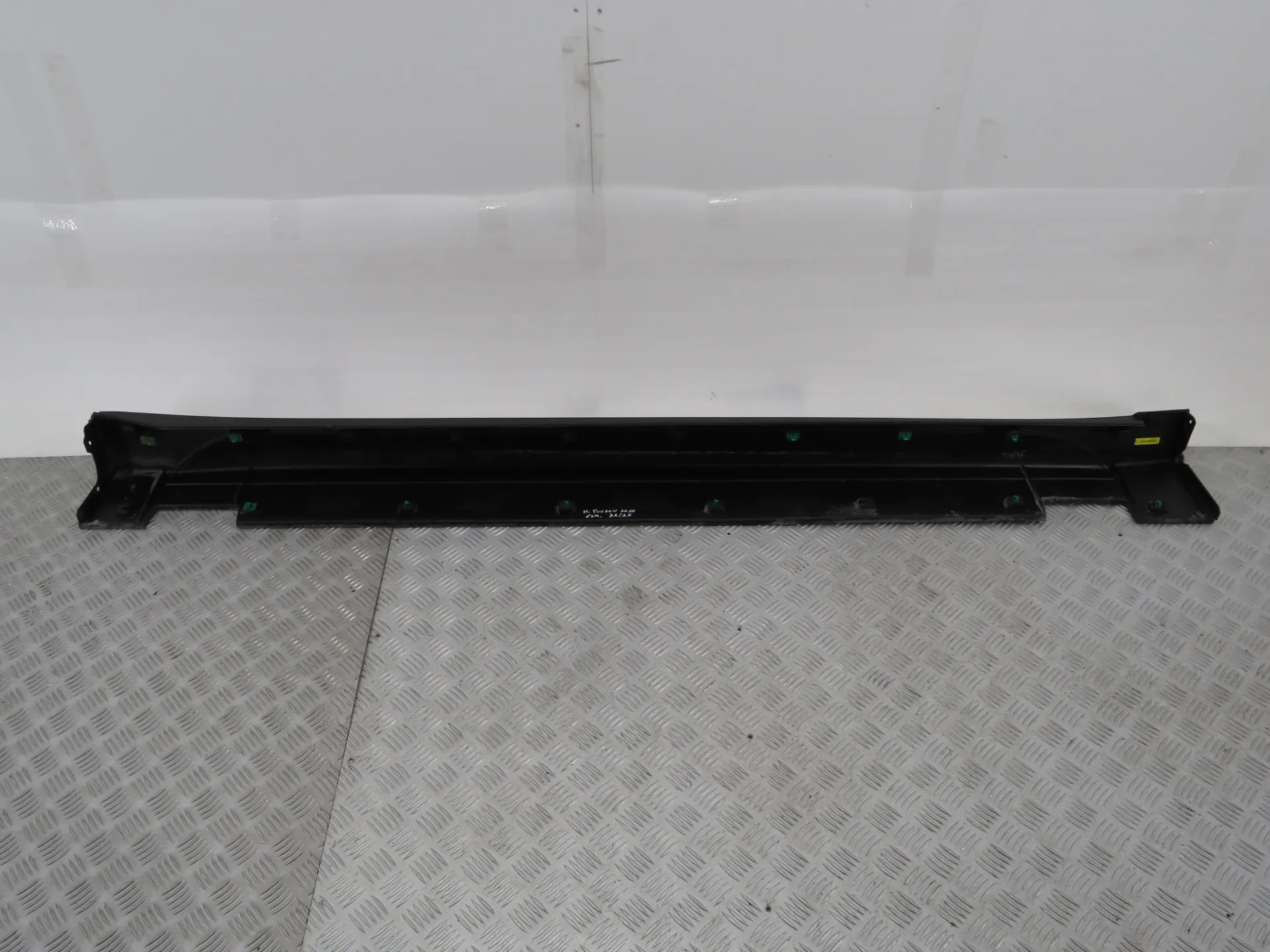 Seuil gauche HYUNDAI Tucson (TL) Imagem-1