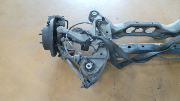 Essieu arrière à tambours HYUNDAI Santa Fé II (CM) Imagem-3