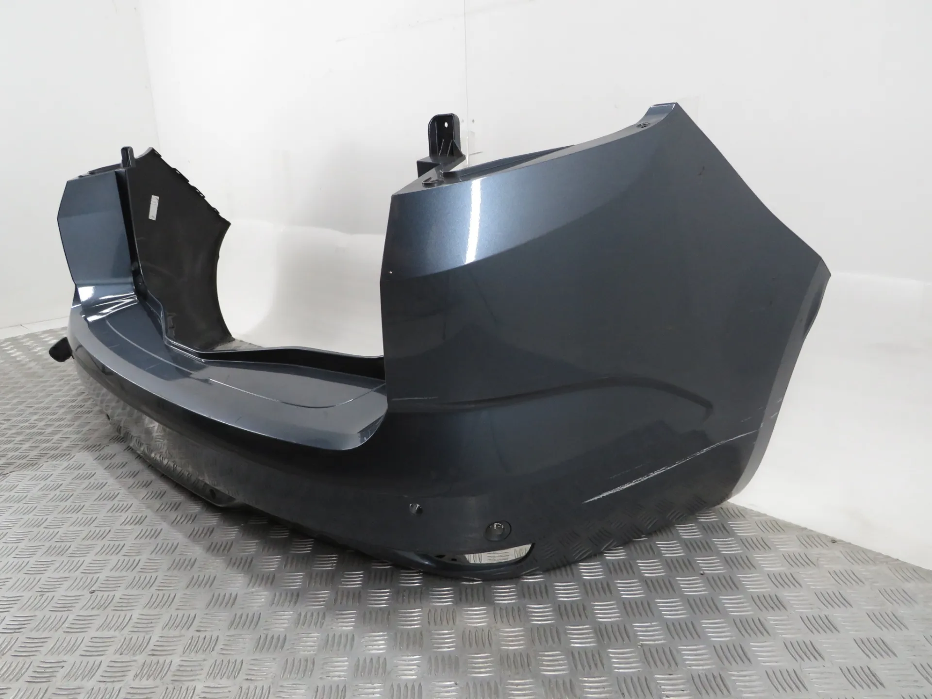 Pare-chocs arrière RENAULT Megane IV Grandtour (K9A/M_) Imagem-2