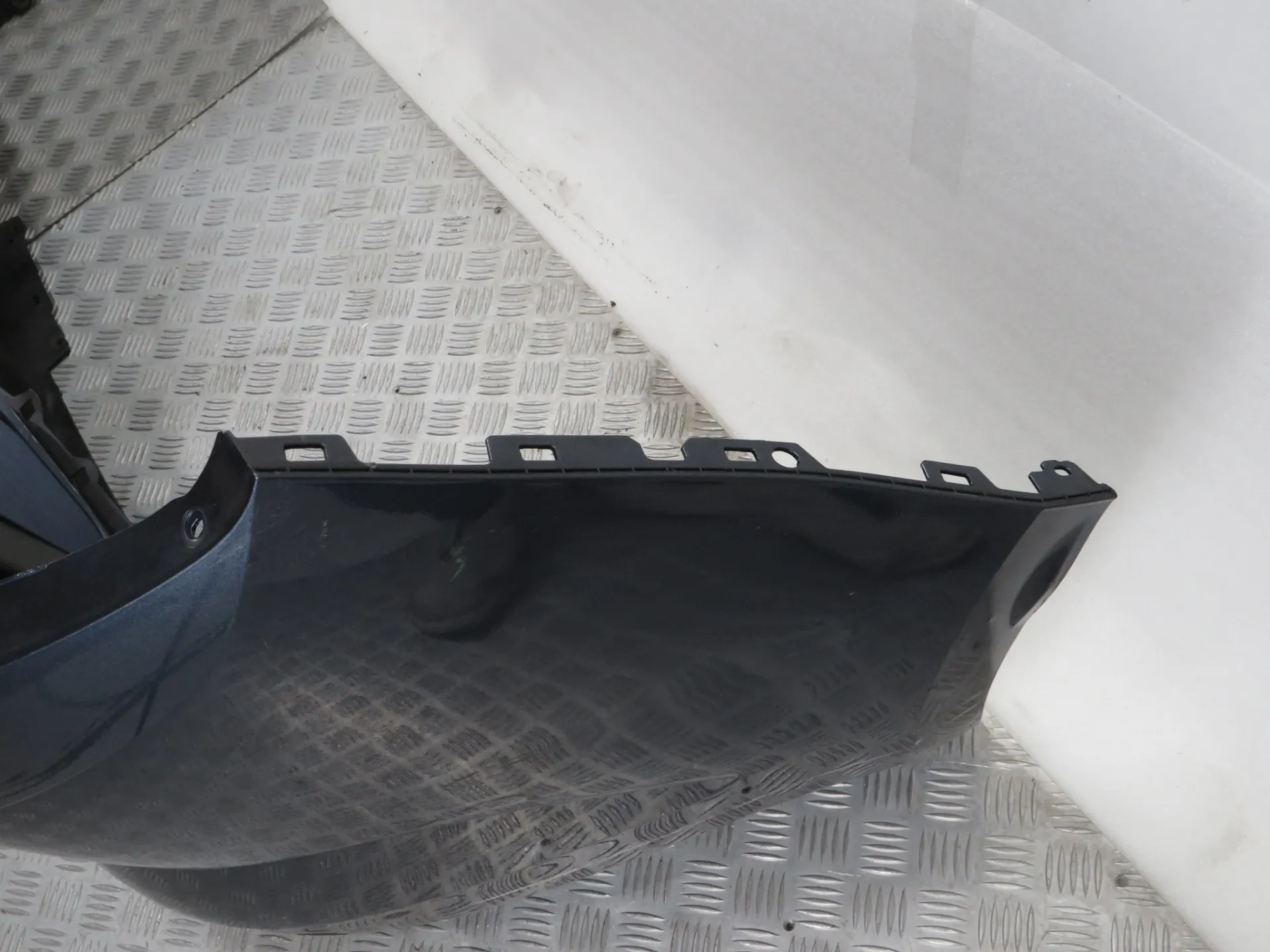 Pare-chocs arrière RENAULT Megane IV Grandtour (K9A/M_) Imagem-3