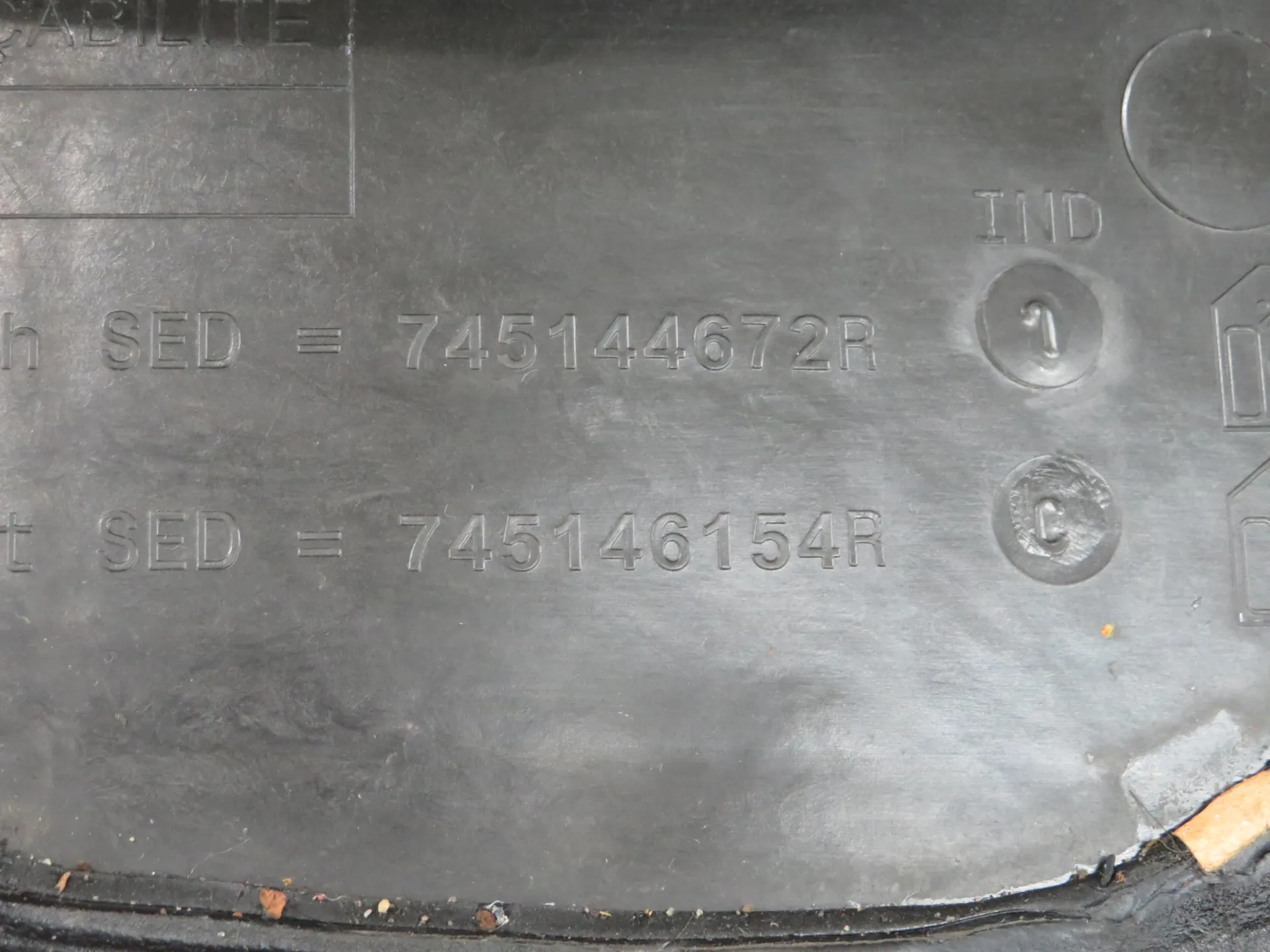 Ballast / Trunk Tray RENAULT Megane IV Grandtour (K9A/M_) Imagem-2