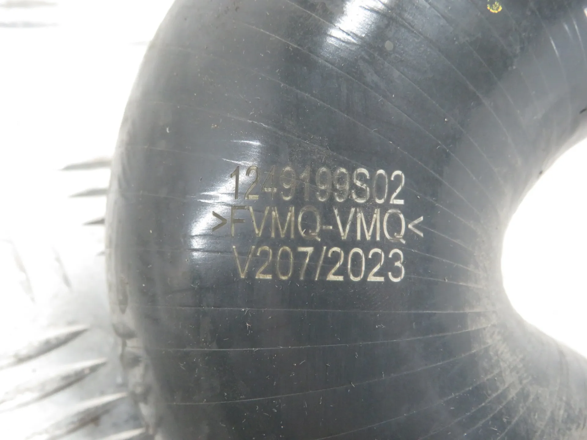 Tubo do intercooler RENAULT Master III (FV) Imagem-4