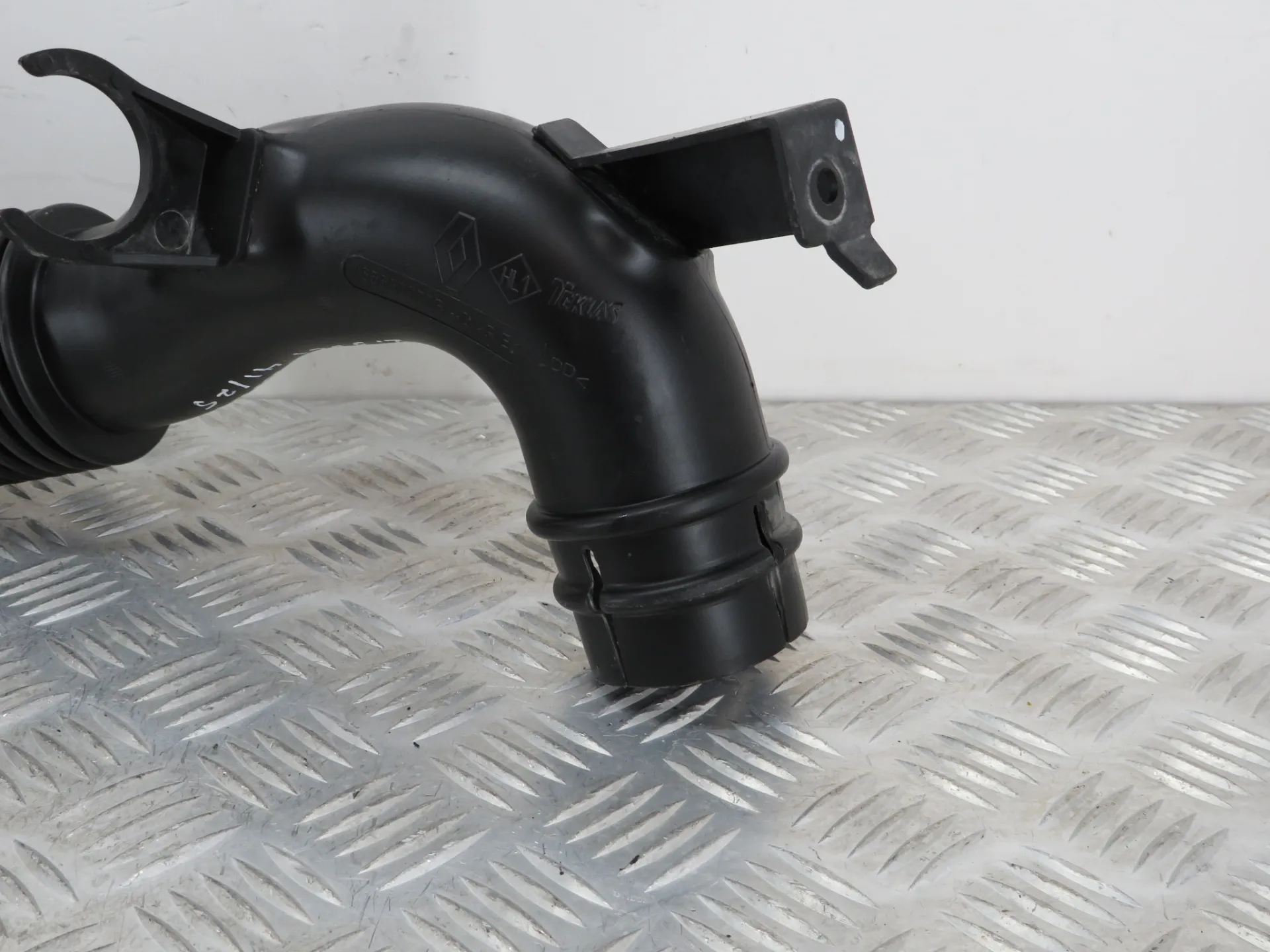 Tubo do intercooler RENAULT Master III (FV) Imagem-1