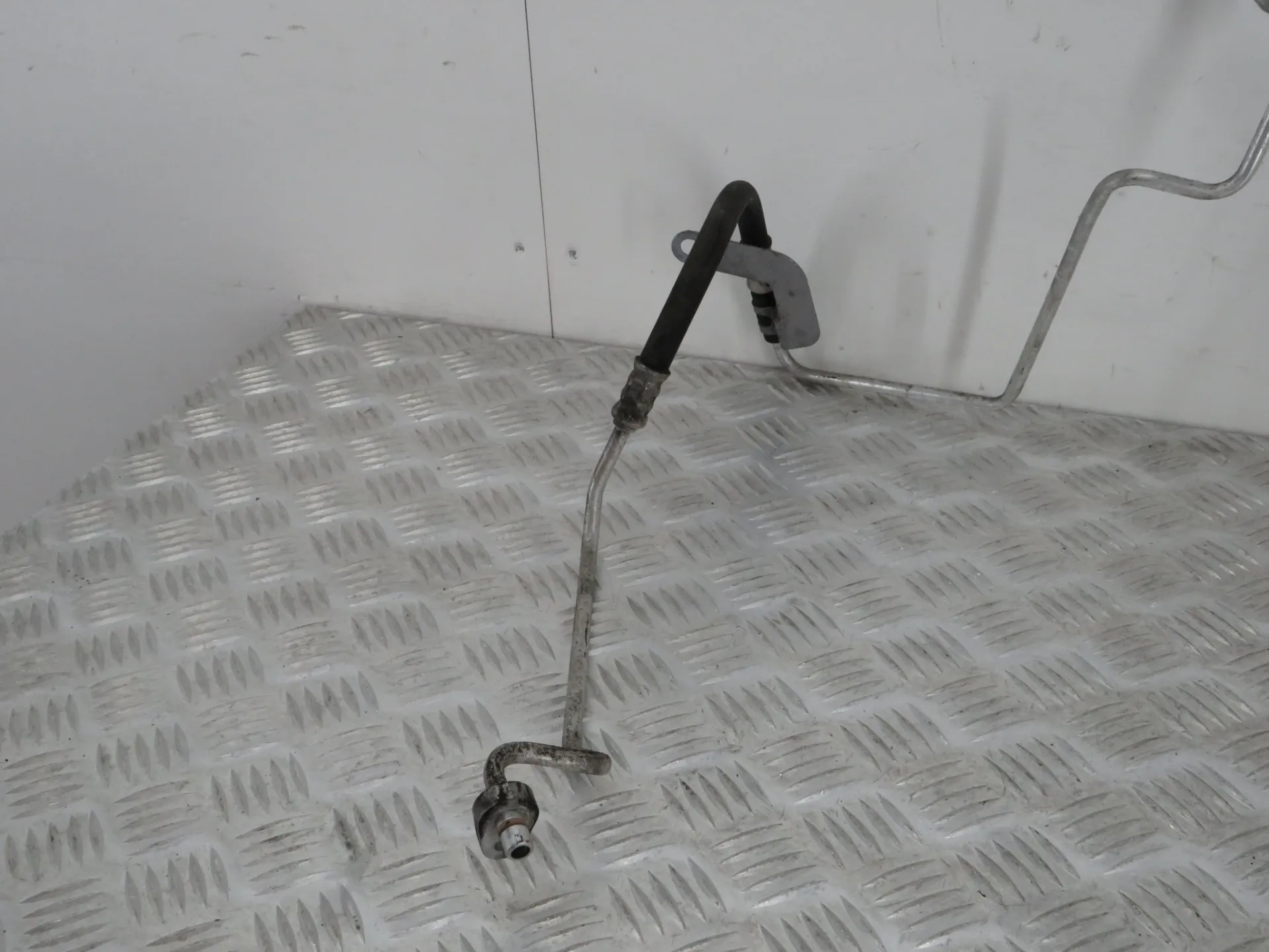 Tubo aria condizionata RENAULT Megane IV Grandtour (K9A/M_) Imagem-1