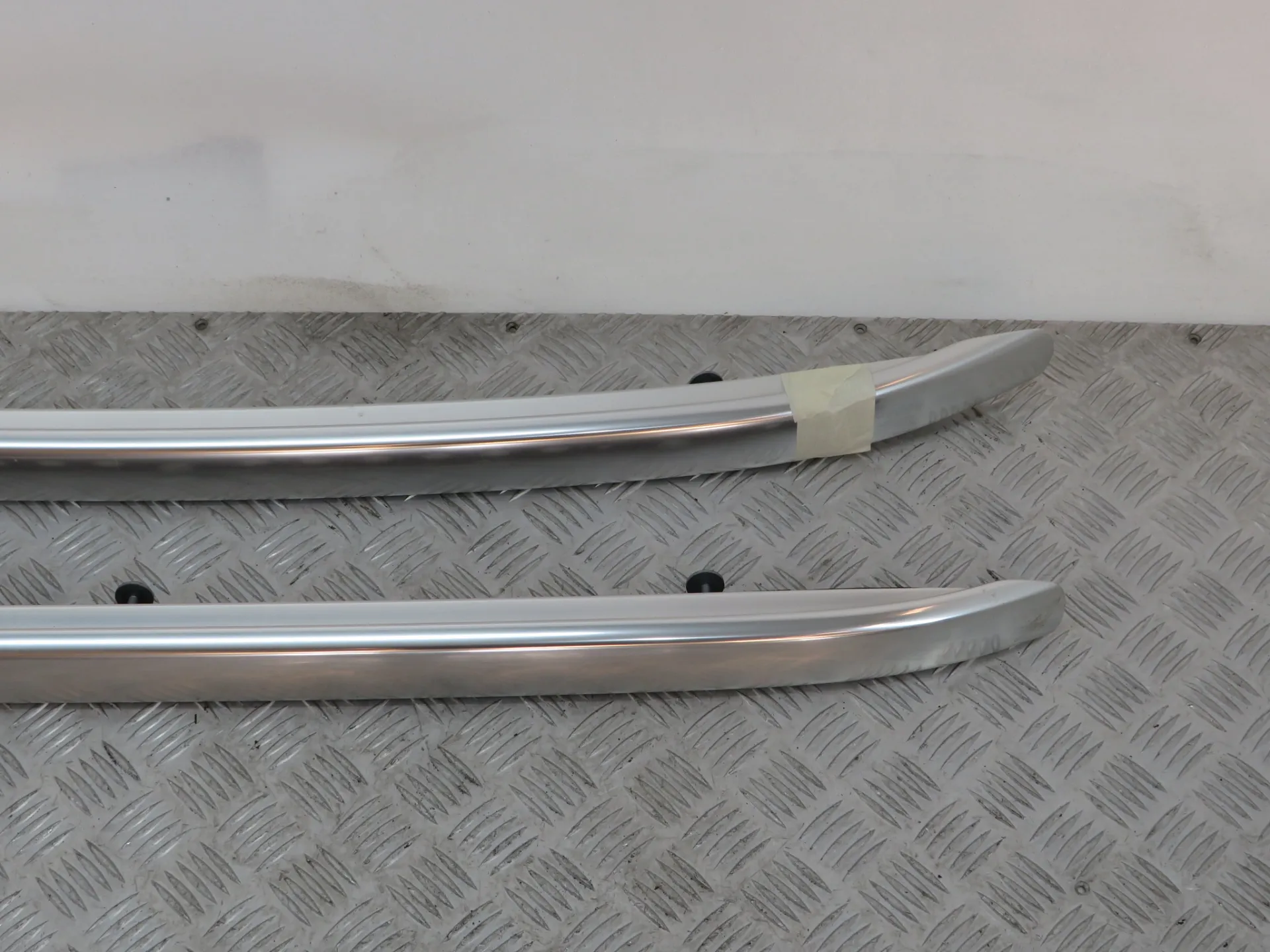 Roof Bars RENAULT Megane IV Grandtour (K9A/M_) Imagem-2