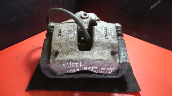 Pinza de freno Delantero Izquierdo MERCEDES-BENZ Classe C (W204)