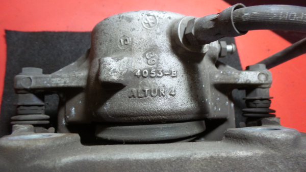 Étrier de frein avant gauche MERCEDES-BENZ Classe C (W204) Imagem-3