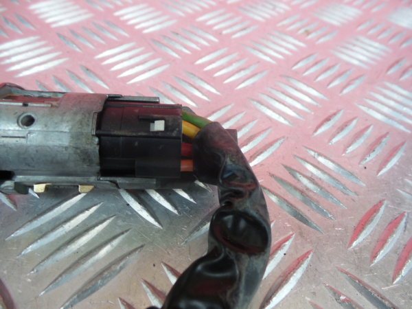 Bombín de encendido RENAULT Clio II (BB0/1/2_, CB0/1/2_) Imagem-3
