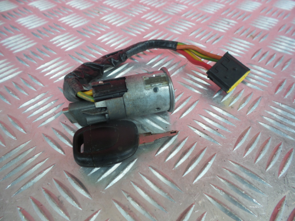 Bombín de encendido RENAULT Clio II (BB0/1/2_, CB0/1/2_) Imagem-4