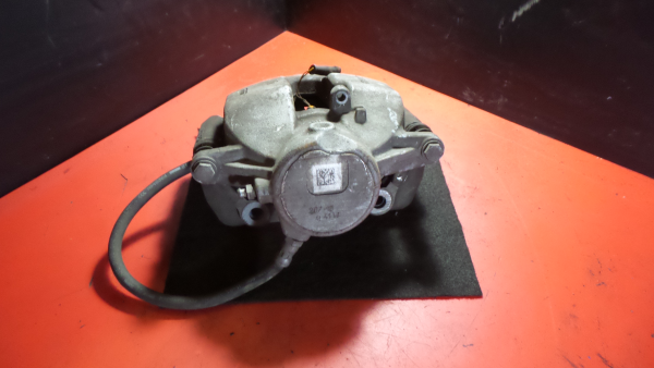 Étrier de frein avant gauche MERCEDES-BENZ Classe C (W204) Imagem-1