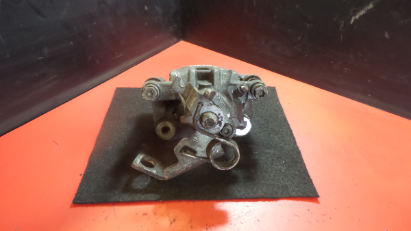 Pinza de freno Trasero Izquierdo HONDA Civic VIII Hatchback (FN_, FK_) Imagem-3