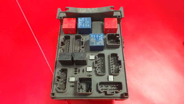 Caja fusibles / SAM / BSI RENAULT Laguna II (BG0/1_) Imagem-2