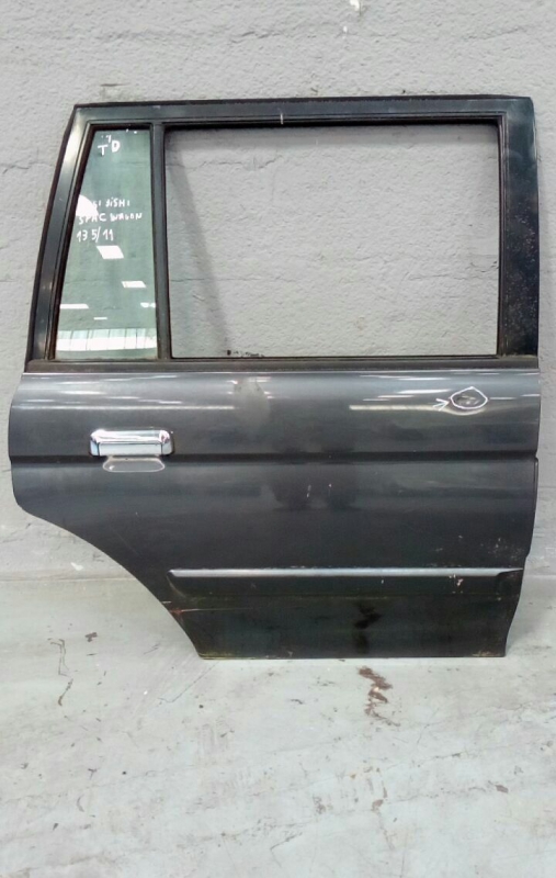 Porte arrière Droite MITSUBISHI Pajero II (V2_W, V3_W, V4_W)