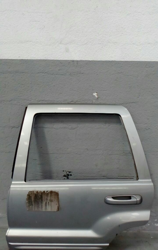 Porta trás esquerda JEEP Grand Cherokee II (WJ, WG) Imagem-1