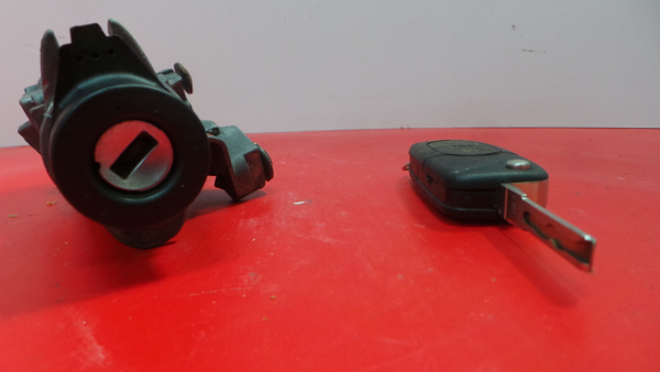 Cilindretto accensione AUDI A4 (8D2, B5)