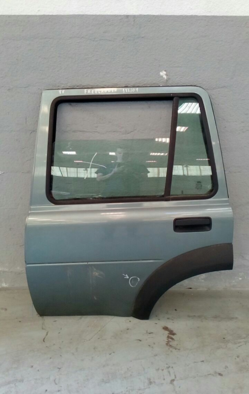 Porta trás esquerda LAND ROVER Freelander (L314)