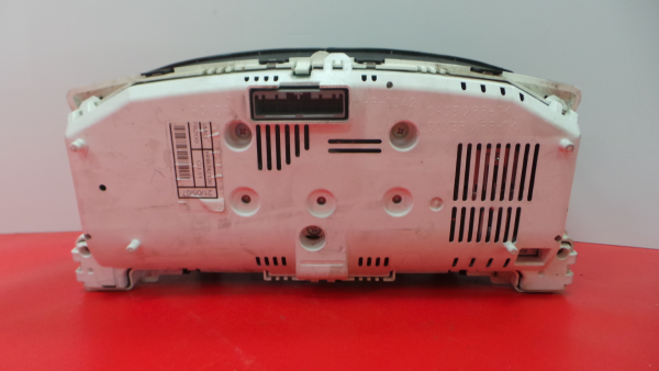 Quadro strumenti / Pannello strumenti HONDA Civic VIII Hatchback (FN_, FK_) Imagem-1