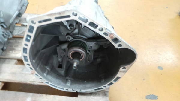 Manual gearbox MERCEDES-BENZ Classe C (W203) Imagem-3