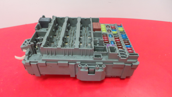 Boîte de fusibles / SAM / BSI HONDA Civic IX Hatchback (FK_)