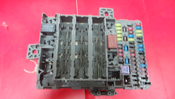 Scatola fusibili / SAM / BSI HONDA Civic IX Hatchback (FK_) Imagem-1