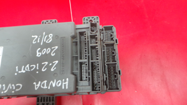 Boîte de fusibles / SAM / BSI HONDA Civic VIII Hatchback (FN_, FK_) Imagem-2