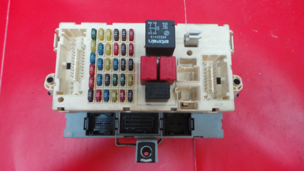 Caixa fusíveis / SAM / BSI ALFA ROMEO 147 (937_) Imagem-1