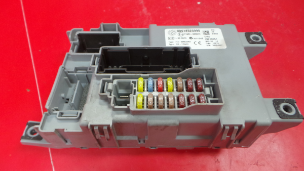 Boîte de fusibles / SAM / BSI FIAT 500 (312_) Imagem-1