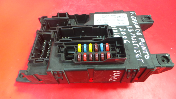 Boîte de fusibles / SAM / BSI FIAT Grande Punto (199_)