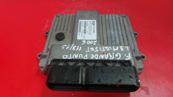 Calculateur /  Unité de contrôle moteur FIAT Grande Punto (199_)