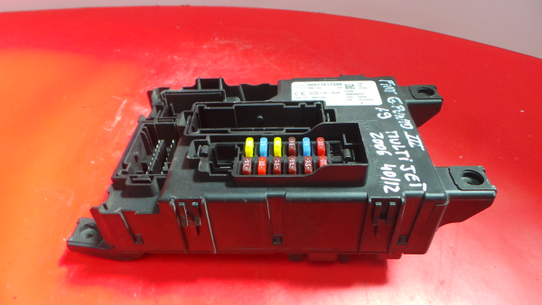 Boîte de fusibles / SAM / BSI FIAT Grande Punto (199_)