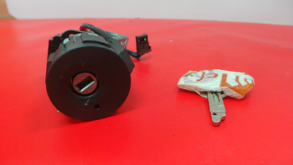 Barillet d’allumage PEUGEOT 3008 I (0U_)