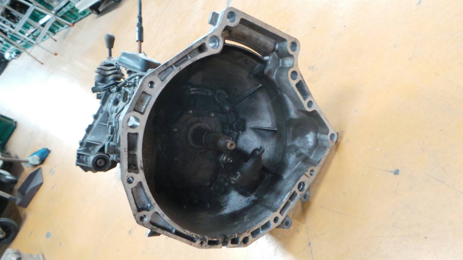 Caixa de velocidades manual SUZUKI Grand Vitara I (FT, HT) Imagem-1