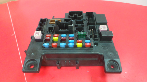 Boîte de fusibles / SAM / BSI MITSUBISHI Lancer VIII Sedan (CY_A, CZ_A)