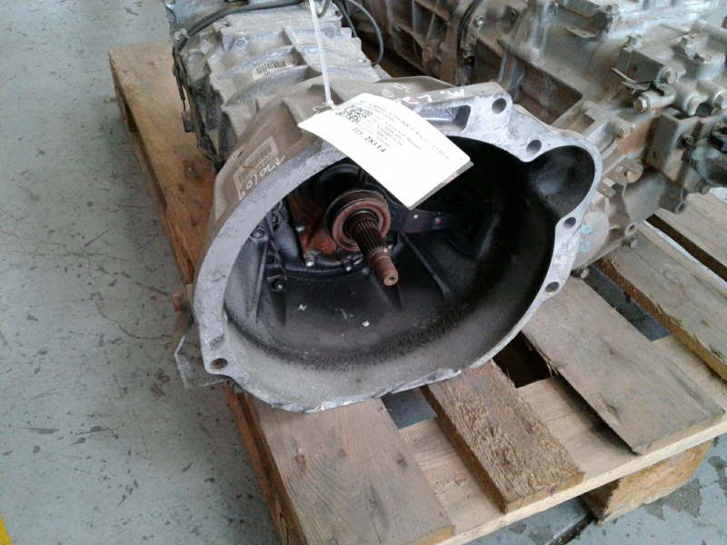 Boîte de vitesses manuelle MITSUBISHI L 200 / Triton Pick Up (KA_T, KB_T) Imagem-1