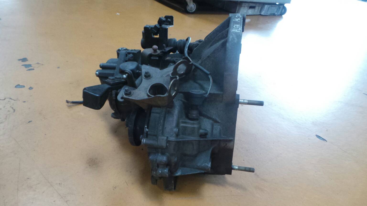Manual gearbox ALFA ROMEO 146 (930_) Imagem-4