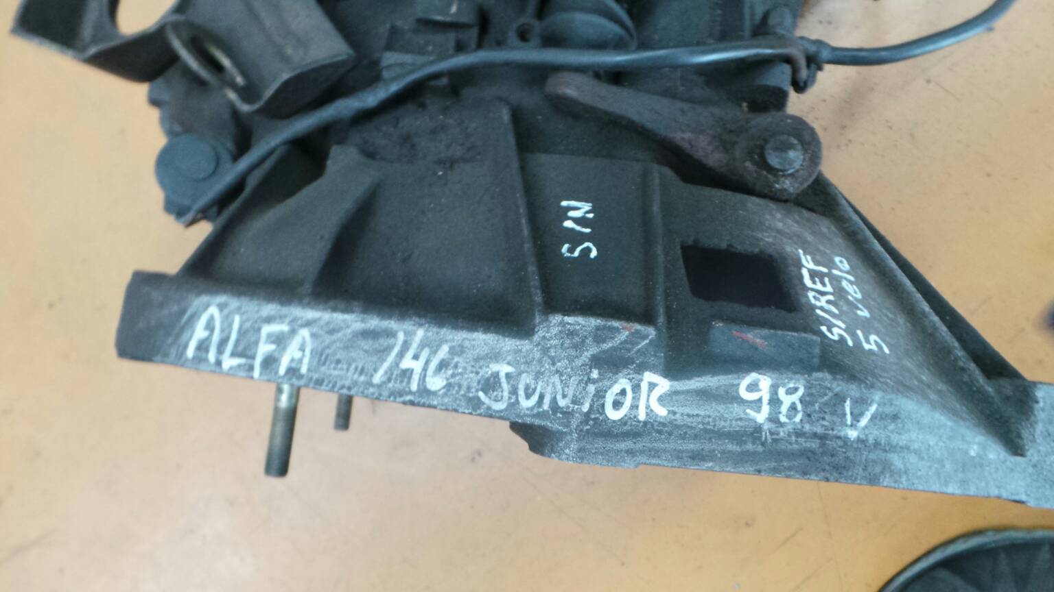 Manual gearbox ALFA ROMEO 146 (930_) Imagem-5