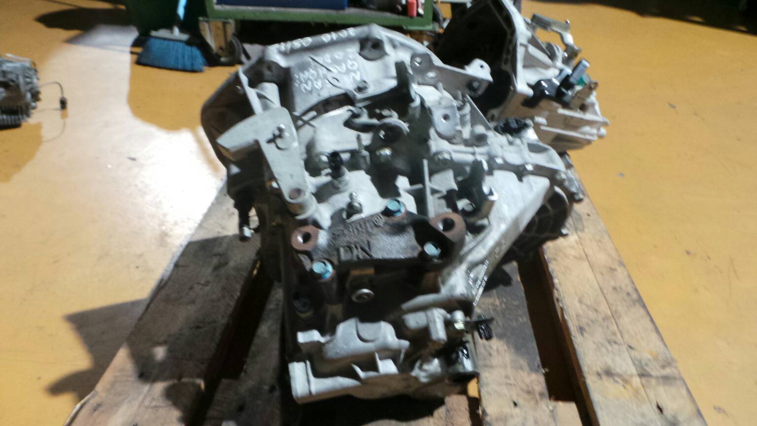 Caja de cambios manual NISSAN Qashqai/Qashqai+2 I (J10, JJ10) Imagem-3